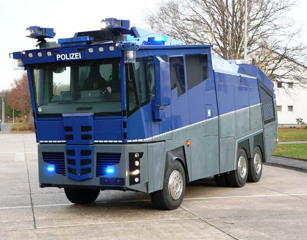 wasserwerfer_frontansicht_img